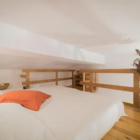 Apartment Yellow Submarine *